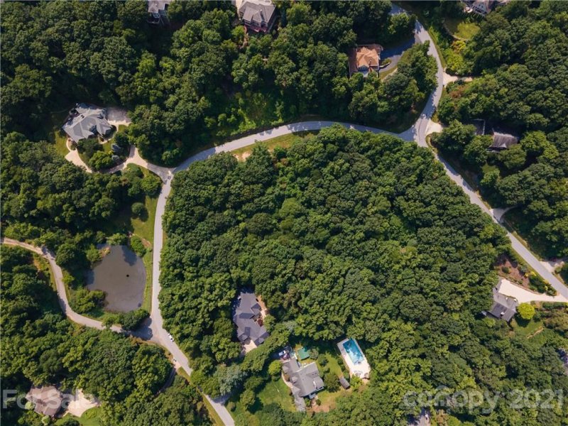 Property image 2 at 82 Windover Drive, Asheville, NC 28803