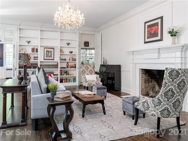 Property image 4 at 101 Stonebridge Drive, Hendersonville, NC 28739