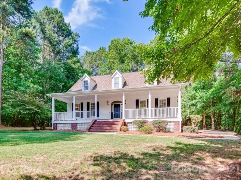 Property image 3 at 271 Beaten Path Road, Mooresville, NC 28117