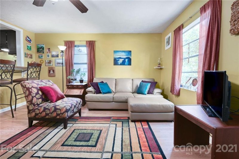 Property image 3 at 65 Dellwood Street, Asheville, NC 28806