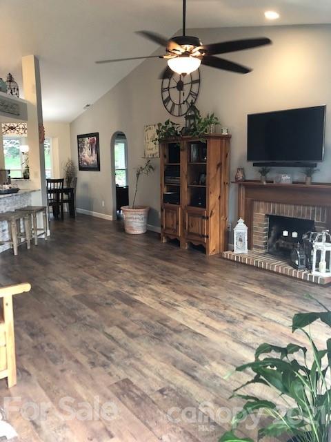 Property image 3 at 3715 Craigholm Court, Charlotte, NC 28262