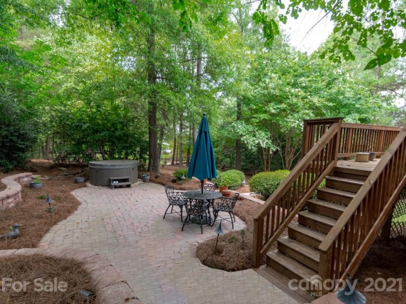 Property image 2 at 15510 Leazer Court, Charlotte, NC 28277
