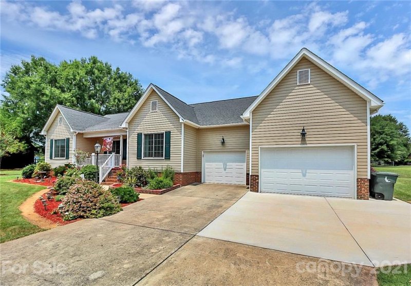 Property image 2 at 2512 Hopewood Lane, Monroe, NC 28110