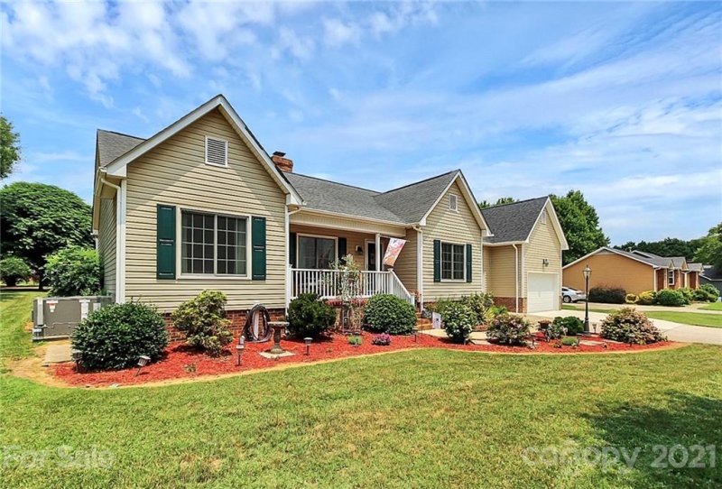 Property image 3 at 2512 Hopewood Lane, Monroe, NC 28110