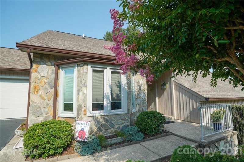 Property image 3 at 603 29th Avenue, Hickory, NC 28601