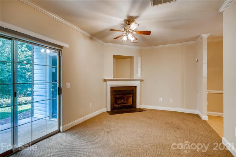 Property image 4 at 2116 Sardony Lane, Charlotte, NC 28213