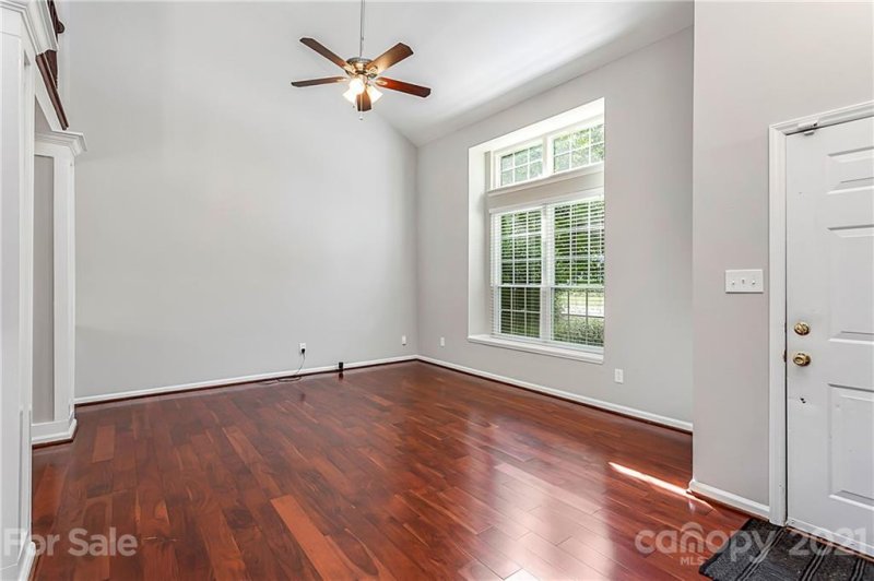 Property image 5 at 13101 Seascape Lane, Charlotte, NC 28278