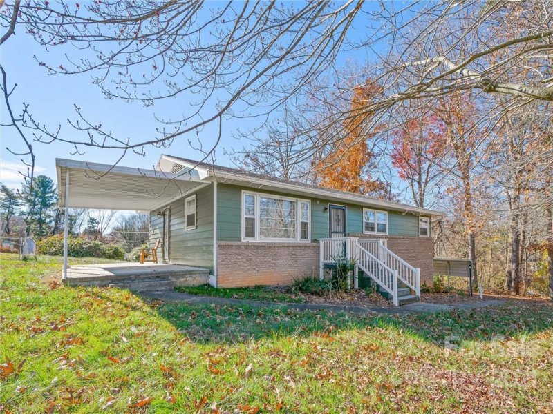 Property image 2 at 5 Wentworth Avenue, Asheville, NC 28803