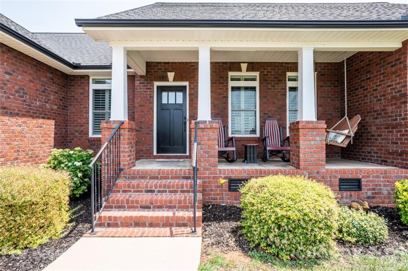 Property image 4 at 2411 Carriage Lane, Lincolnton, NC 28092