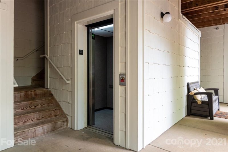 Property image 5 at 915 Northeast Drive, Davidson, NC 28036