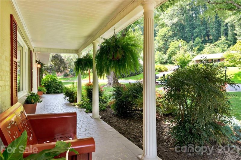 Property image 4 at 174 Springview Drive, Waynesville, NC 28786