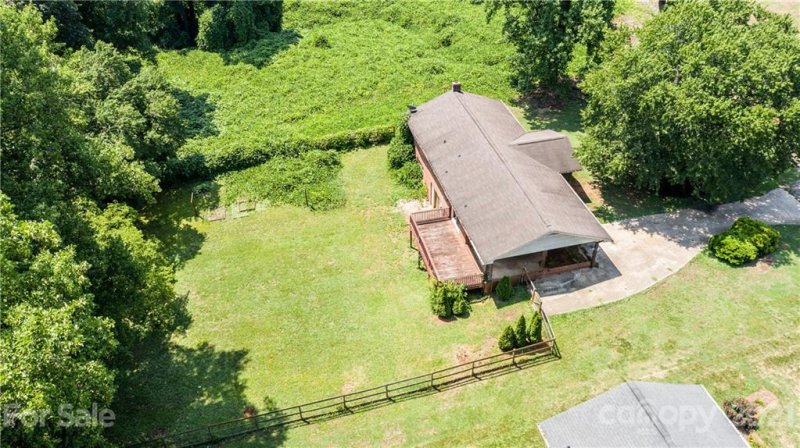 Property image 5 at 2114 Kent Drive, Newton, NC 28658