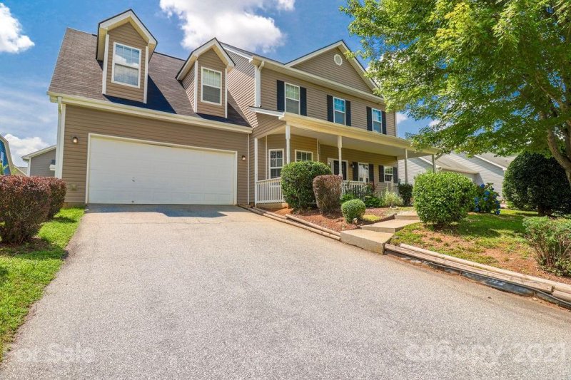 15 Olde Covington Way