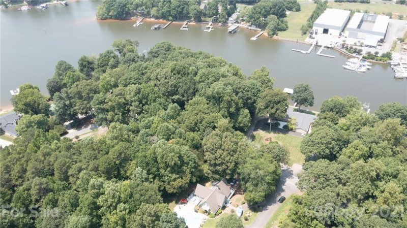 Property image 4 at 17 Shady Cove Road, Troutman, NC 28166