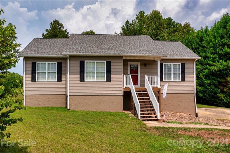 6414 Lake Breeze Court