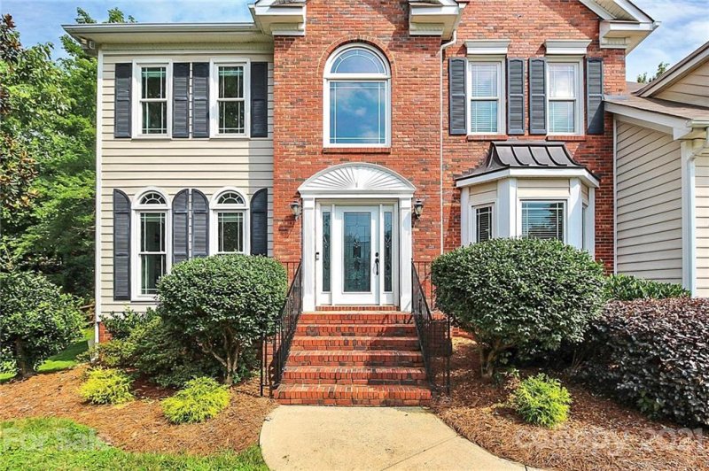Property image 2 at 6527 Red Maple Drive, Charlotte, NC 28277