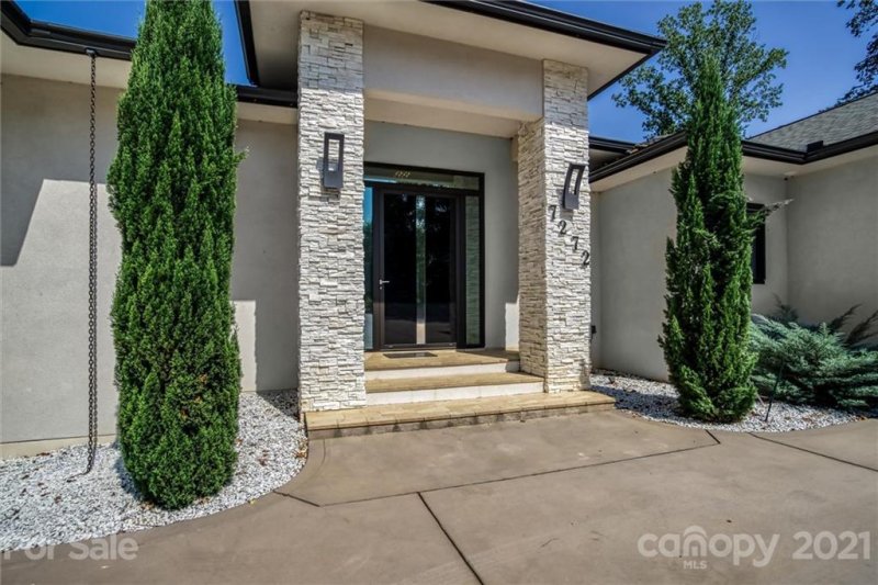 Property image 4 at 7272 Lynbrook Creek Road, Denver, NC 28037