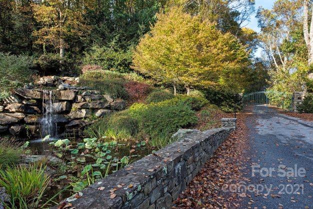 Property image 3 at 264 Skycliff Drive, Asheville, NC 28804