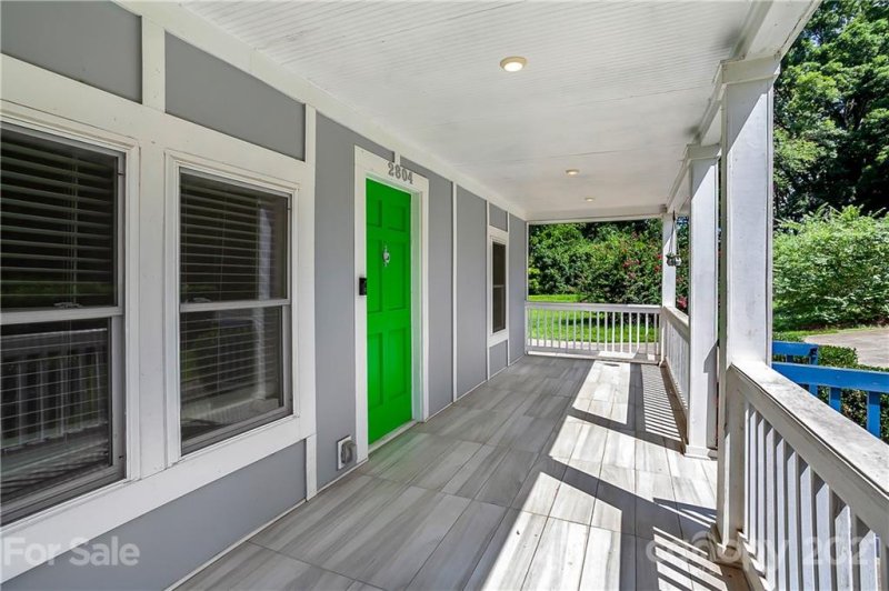 Property image 4 at 2804 Mccombs Street, Charlotte, NC 28208