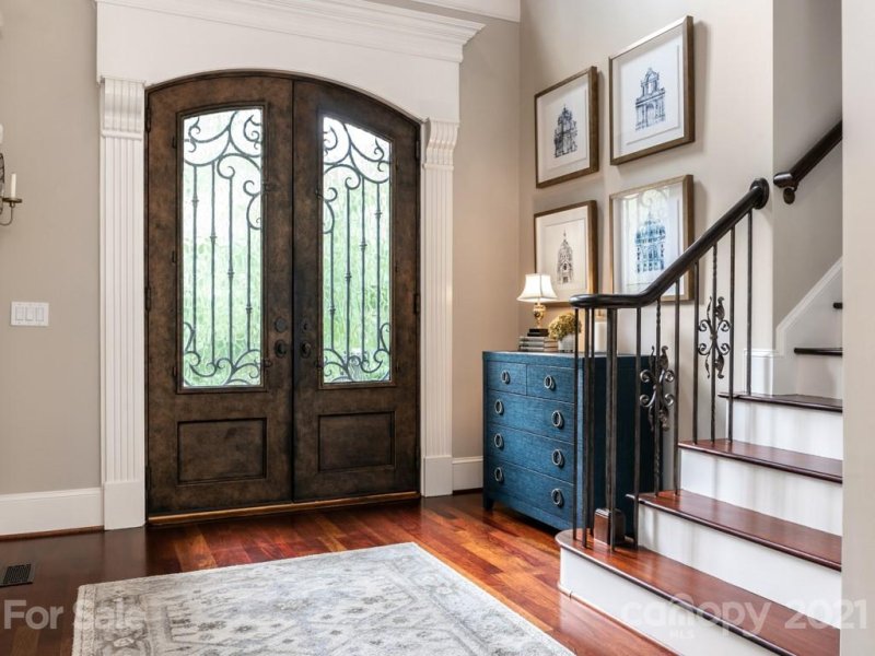 Property image 5 at 2004 Kings Manor Drive, Matthews, NC 28104