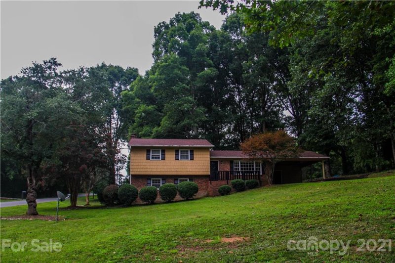 Property image 3 at 1024 Cumberland Drive, Shelby, NC 28150