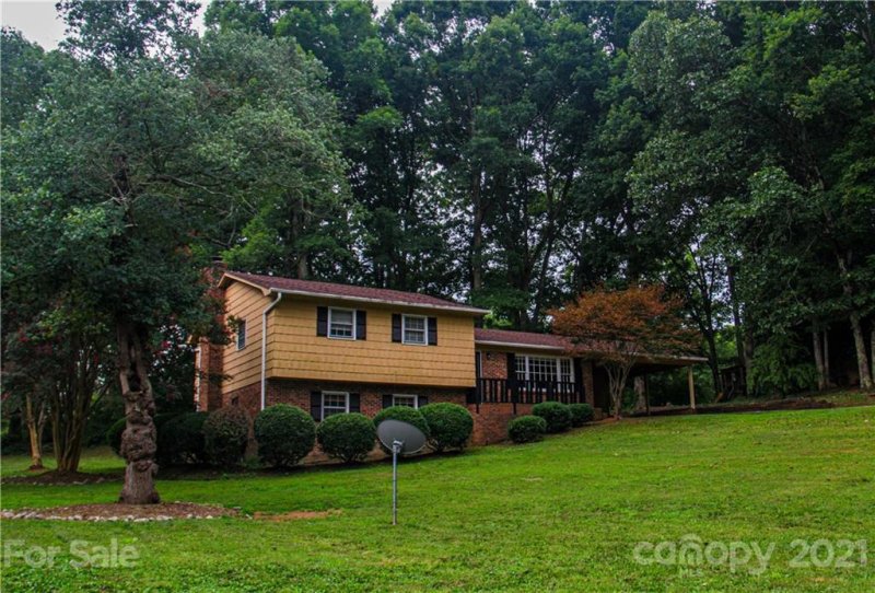 Property image 4 at 1024 Cumberland Drive, Shelby, NC 28150