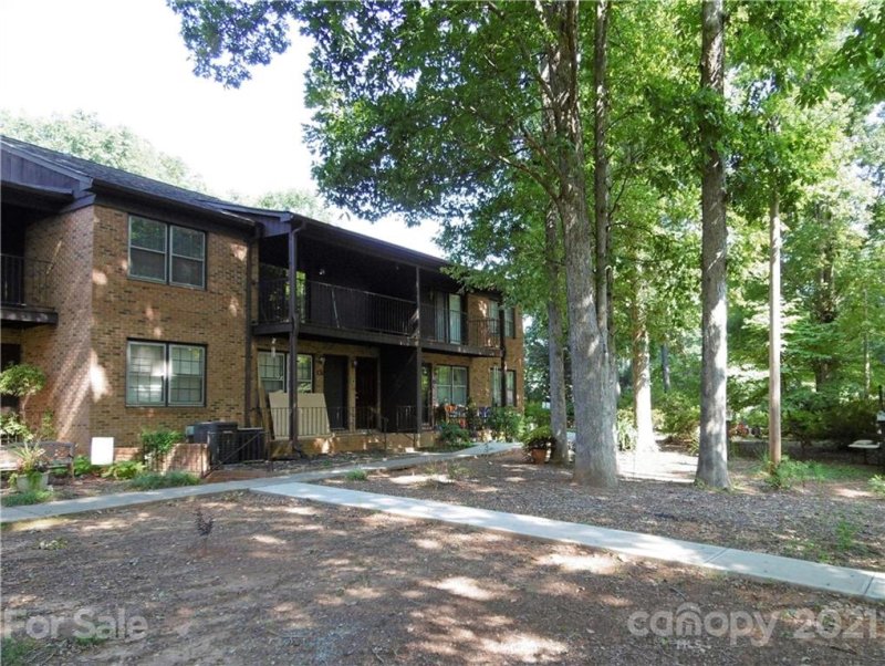 Property image 3 at 855 Nottingham Drive, Gastonia, NC 28054