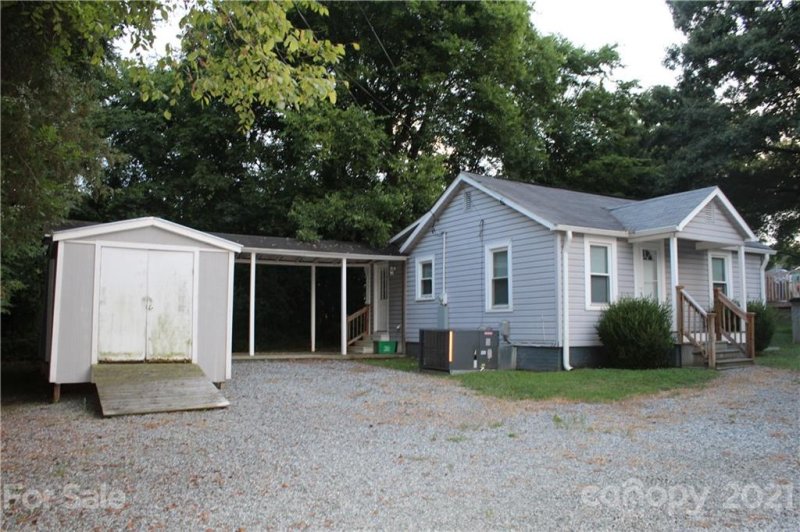 Property image 2 at 2420 Kannapolis Highway, Concord, NC 28027