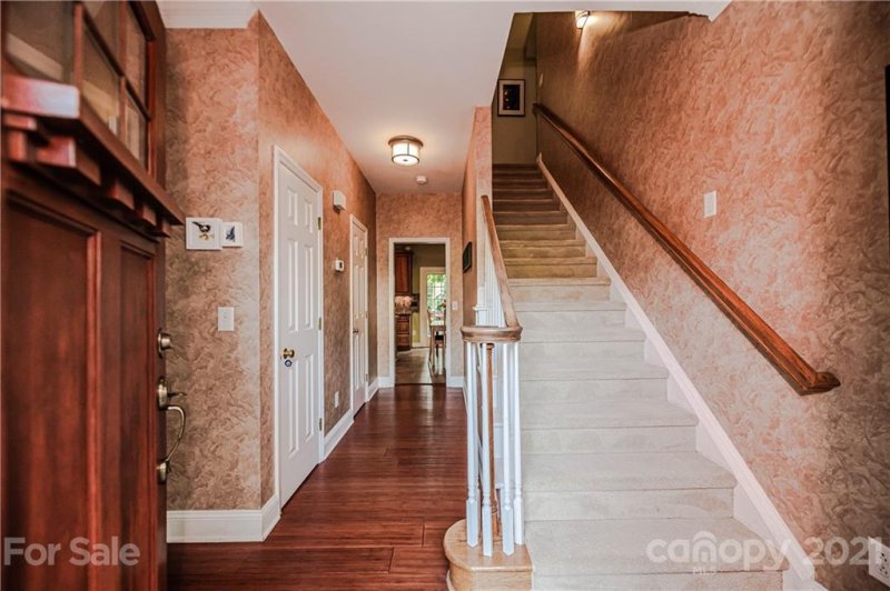 Property image 3 at 20720 Willow Pond Road, Cornelius, NC 28031