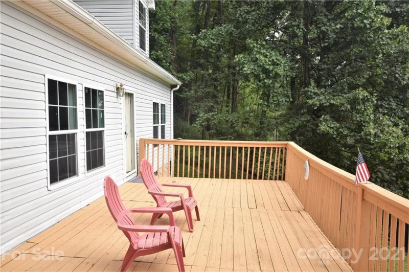 Property image 5 at 882 Point Of View Drive, Waynesville, NC 28785