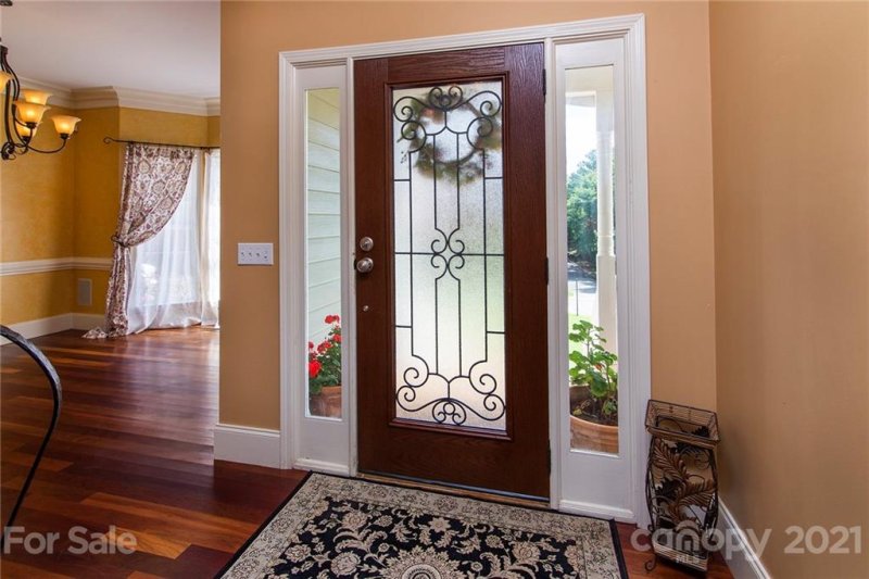 Property image 4 at 10210 Hanging Moss Trail, Mint Hill, NC 28227