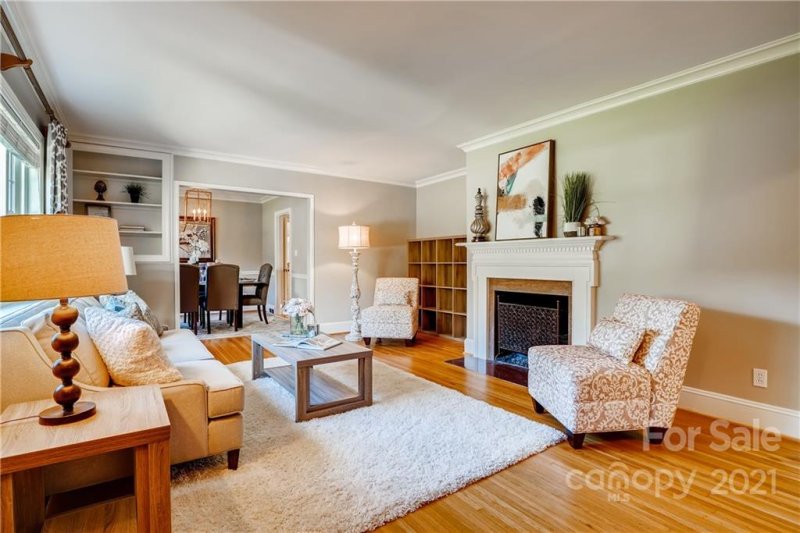 Property image 3 at 1058 Coddington Place, Charlotte, NC 28211