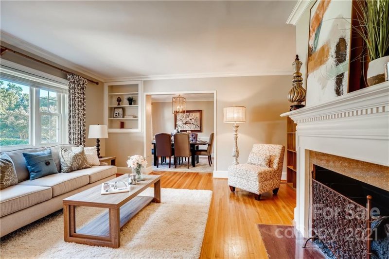 Property image 4 at 1058 Coddington Place, Charlotte, NC 28211