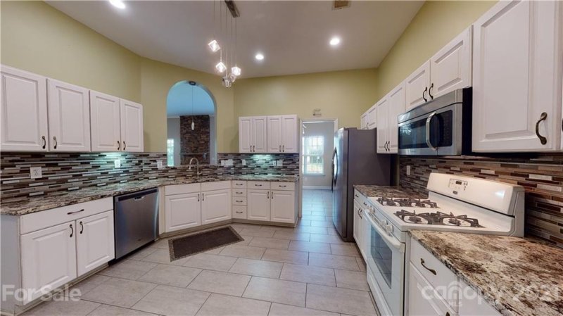 Property image 4 at 1145 Franklin Thomas Place, Charlotte, NC 28214