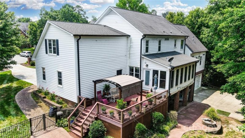 Property image 4 at 250 Retriever Court, Concord, NC 28025