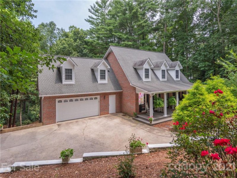 Property image 2 at 4 Covewood Court, Arden, NC 28704