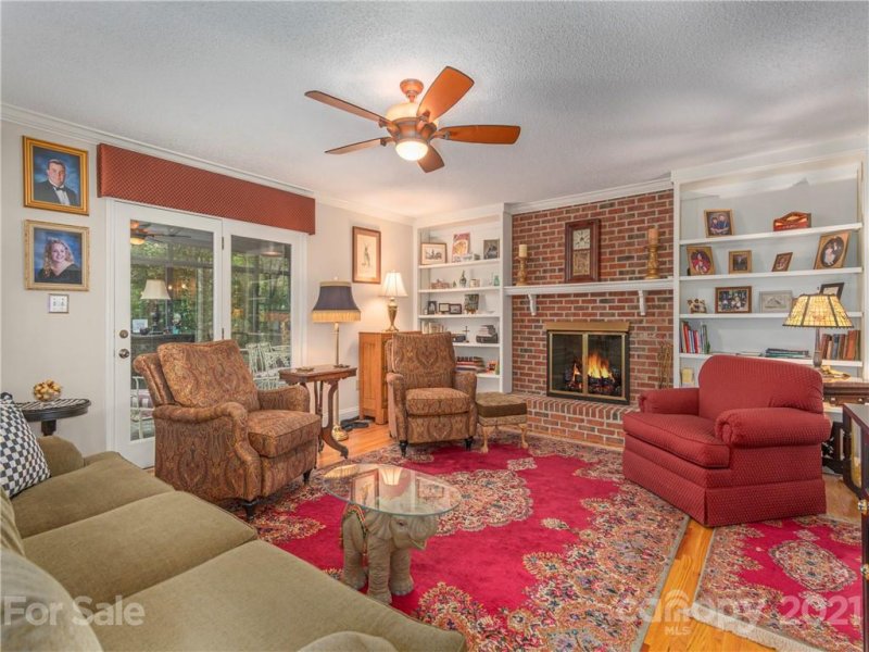 Property image 4 at 4 Covewood Court, Arden, NC 28704