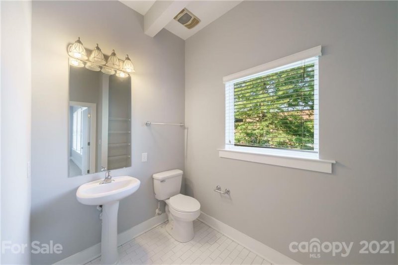 Property image 5 at 914 Hill Street, Charlotte, NC 28208