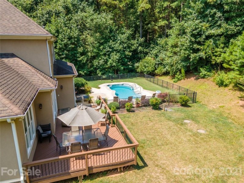 Property image 4 at 123 Waterbury Drive, Mooresville, NC 28117