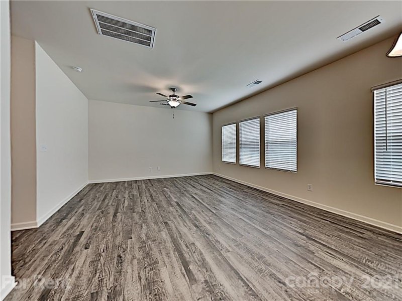 Property image 4 at 12125 Old Dulin Farms Way, Charlotte, NC 28215