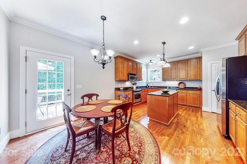 Property image 2 at 105 Barksdale Lane, Mooresville, NC 28117