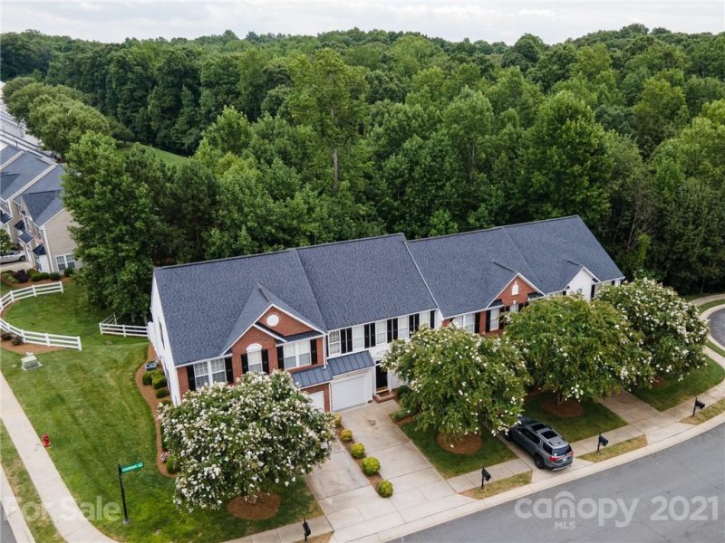 Property image 3 at 1882 Lookout Lane, Gastonia, NC 28054