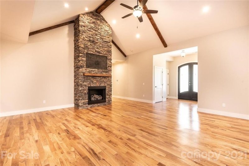 Property image 5 at 309 Sassafras Court, Lenoir, NC 28645