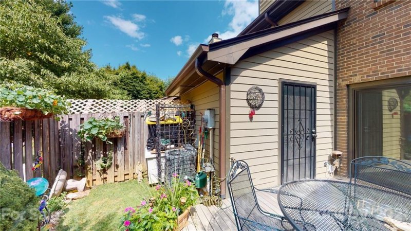 Property image 3 at 16 Spears Avenue, Asheville, NC 28801