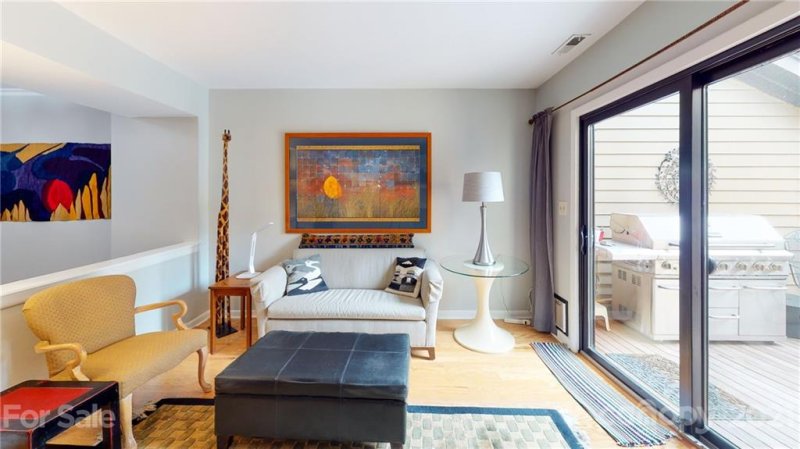 Property image 5 at 16 Spears Avenue, Asheville, NC 28801