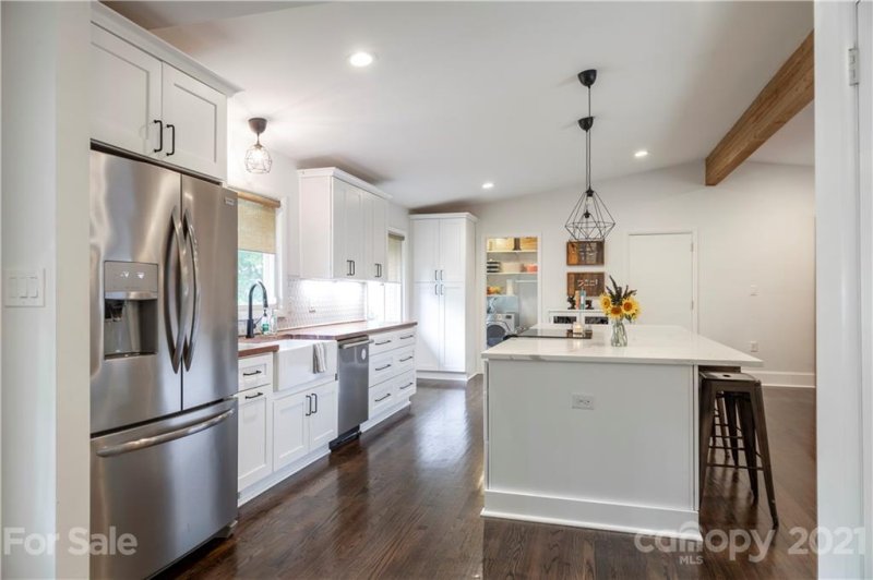 Property image 3 at 226 Post Oak Road, Charlotte, NC 28270