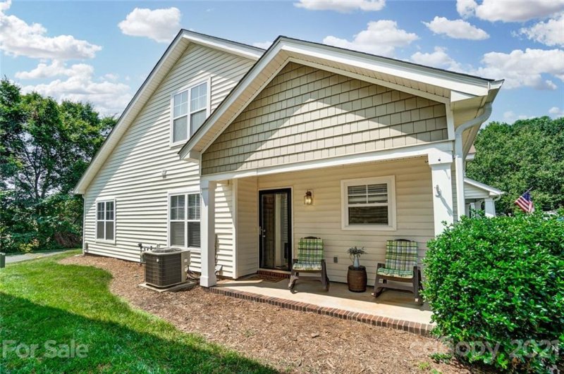 Property image 2 at 7926 Camden Hollow Road, Huntersville, NC 28078