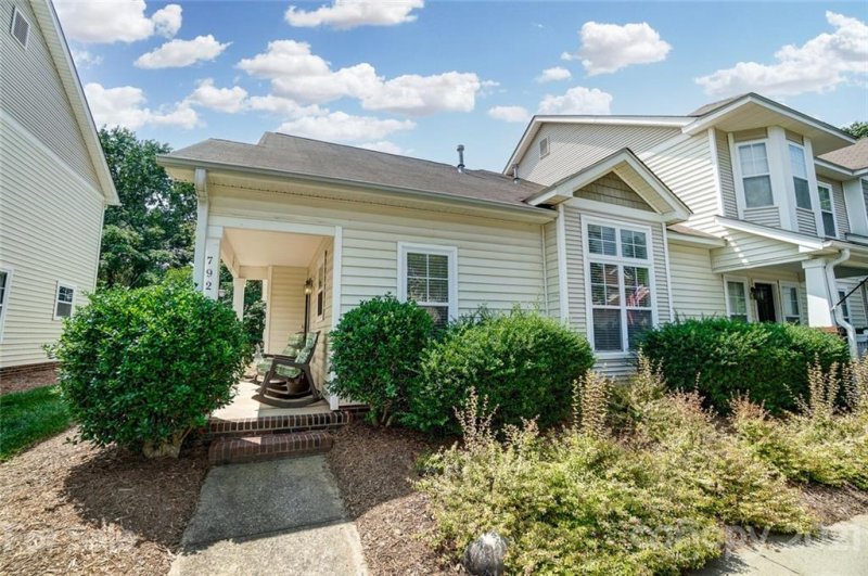 Property image 5 at 7926 Camden Hollow Road, Huntersville, NC 28078