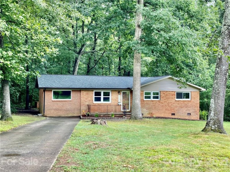 Property image 3 at 1821 Oakhurst Drive, Shelby, NC 28152