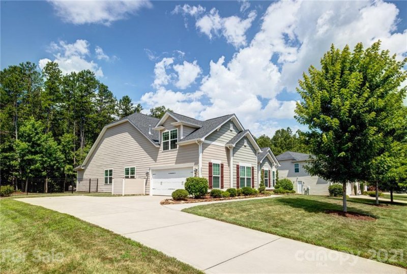 5801 Gatekeeper Lane